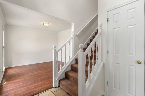 652 Fair Harbor Dr, Lithonia, GA 30058-8274