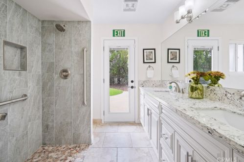644 Mariposa Dr, Redlands CA  92373-7354 exterior