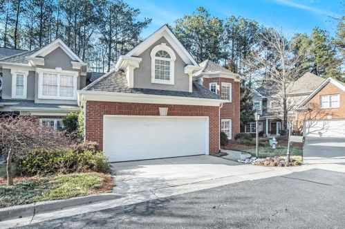 207 Crossing Valley Ln, Atlanta, GA 30339-2979