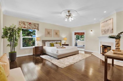 1156 Sugarbush Dr, Vista CA 92084-7464 exterior