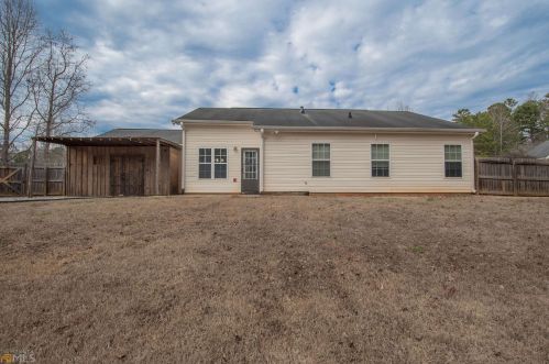 20 Walton Woods Ct, Newnan, GA 30263-8301