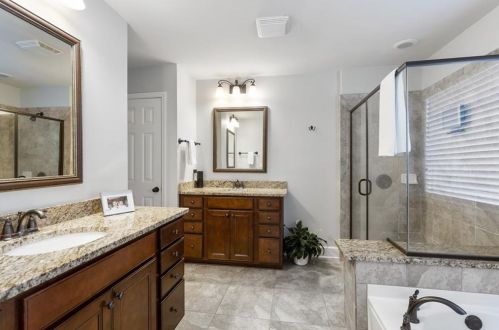 3261 Ferncliff Ln, Atlanta GA  30324-2569 exterior