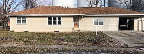 303 Georgia St, Kibble, IL 62449-1509