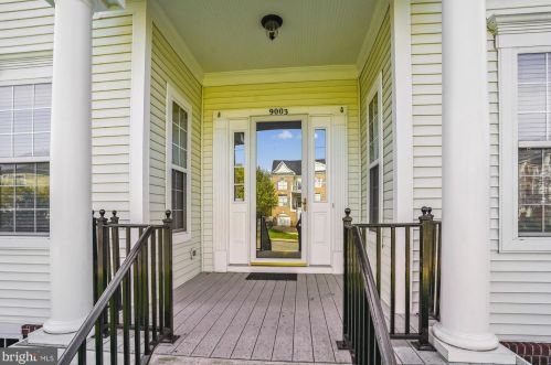 9003 Haywood Ave, Lorton, VA 22079-3248