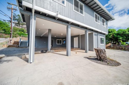 1945 Kapalama Ave, Honolulu HI  96817-1840 exterior