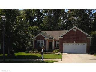 460 River Arch Dr, Chesapeake, VA 23320-2102