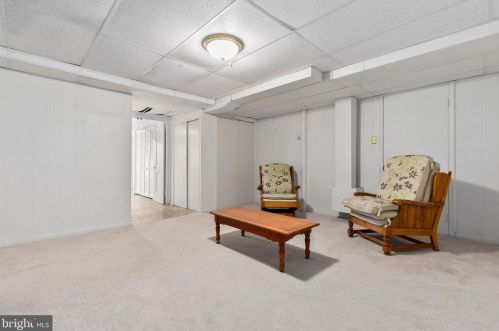 4 Locksley Ct, Silver Spring MD 20904-6321 exterior