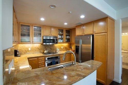 82 Gingerwood, Irvine CA  92603-0114 exterior