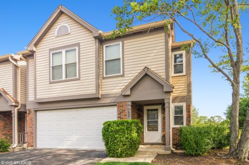 734 Whispering Oaks Ct, Palatine, IL 60074-2355