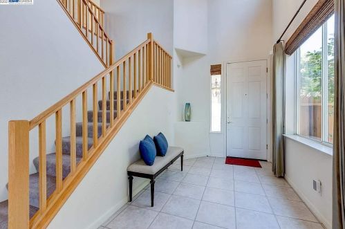 5306 Fairweather Ct, Hayward, CA 94552-5532