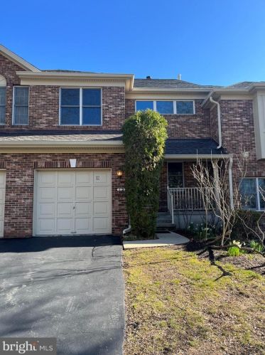 12 Wilkinson Way, Princeton, NJ 08540-7362