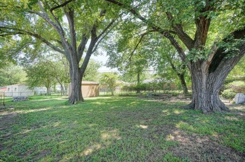 3524 Paramount St, Fort Worth TX  76117-3330 exterior