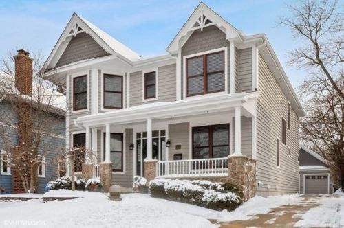 357 Hillside Ave, Glendale Heights, IL 60137-4533