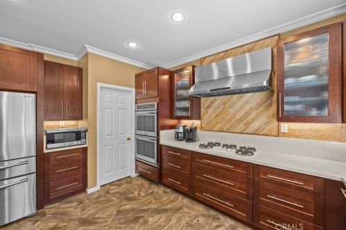 19161 Hitching Post Pl, Riverside CA  92508-7133 exterior