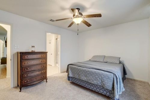 1437 Treeta Trl, Uhland TX 78640 exterior