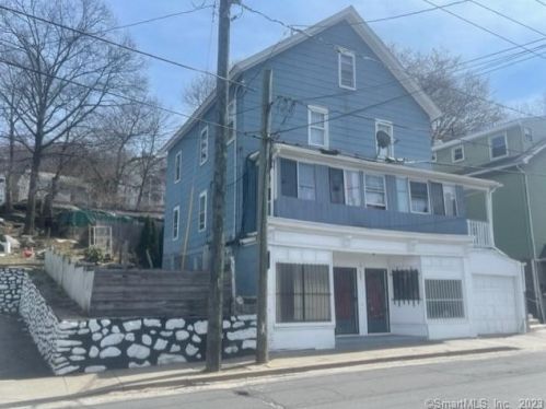 405 Baldwin St, Waterbury, CT 06706-1300