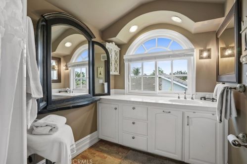 43 Sandpiper, Irvine CA  92604-3646 exterior