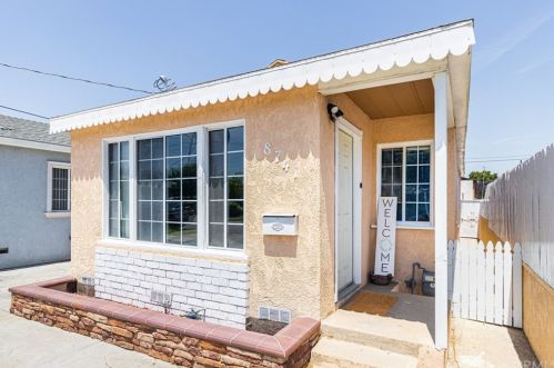 8741 Burton St, Bellflower, CA 90706-4303