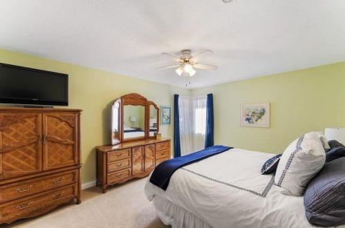 5630 Bald Eagle Blvd, Saint Paul MN  55110-6441 exterior