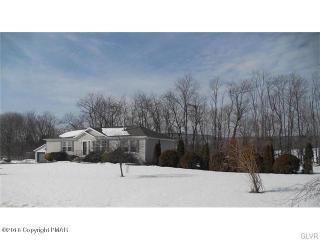 822 Ridge Rd, Bangor, PA 18013-5808