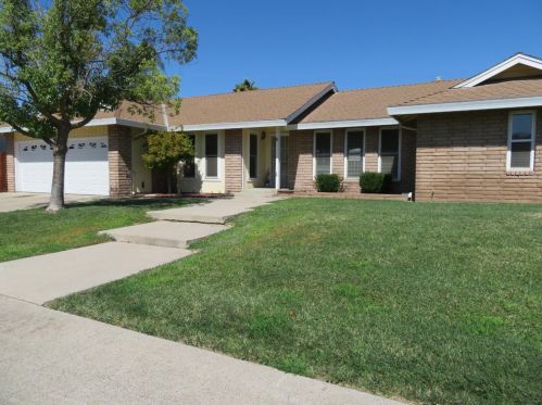 51 Willowood Dr, Valley Home, CA 95361-2304