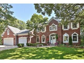 1456 Kings Wood Ln, Saint Paul, MN 55122-3813