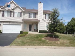 2001 Muirfield Dr, Plattville, IL 60560-9264