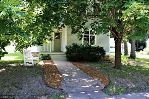 703 Linden St, Stillwater, MN 55082-4770