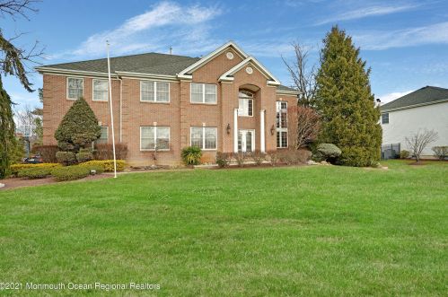 62 Mill Pond Rd, Jackson Twp, NJ 08527-4892