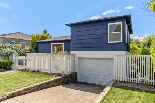 62 Rafael Dr, San Rafael, CA 94901-2225