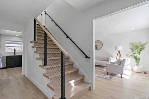 6703 Locust Ct, Englewood CO  80112-1007 exterior