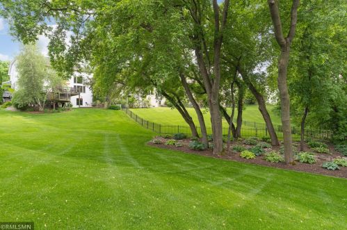 10147 Bridgewater Pkwy, Saint Paul MN  55129-8587 exterior