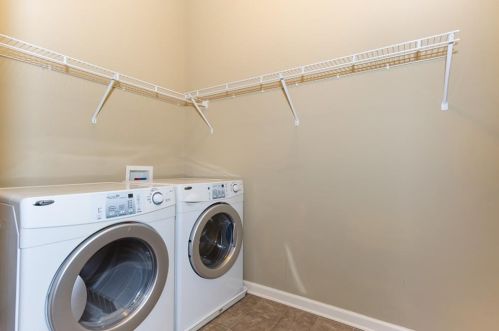7060 Elmwood Ridge Ct, Atlanta GA  30340-1873 exterior