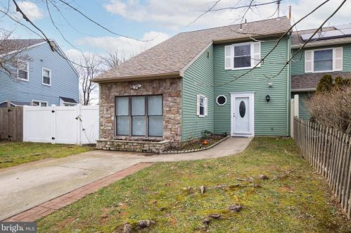27 Hewitt Ln, Erial, NJ 08081-2547