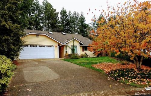 14020 156th Ct, Seattle, WA 98058-7815
