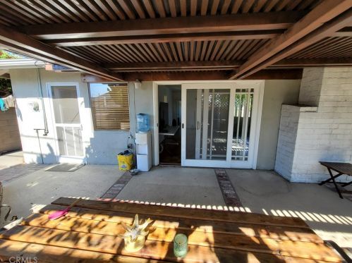 937 Cambria St, Anaheim CA  92801-3220 exterior