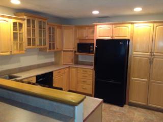 930 105th St, Indianapolis IN  46280-1414 exterior