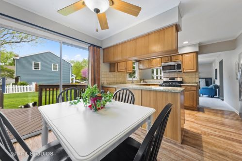 1924 Saginaw Ct, Naperville, IL 60565-2248