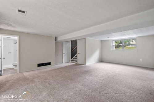 4652 Edwina Ln, Atlanta GA  30331-6802 exterior