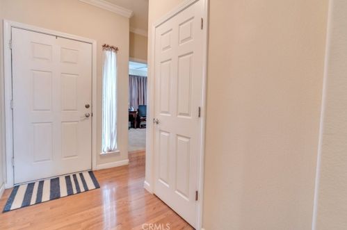 2934 Las Flores Cir, Los Banos, CA 93635-9300