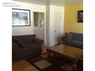 8201 Baylor Ln, Westminster, CO 80031-3903