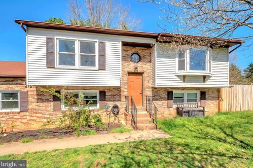 3903 Wilburn Dr, Fredericksburg, VA 22407-4877