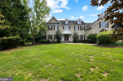 42 Ettl Cir, Princeton, NJ 08540-2326