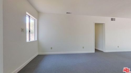 2569 Mt Vernon Ave, Riverside CA  92507-3202 exterior