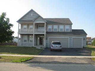 2150 Emily Dr, Lemont IL  60490-4927 exterior