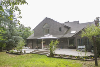 44 Brook Ter, Wayne, NJ 07470-6120