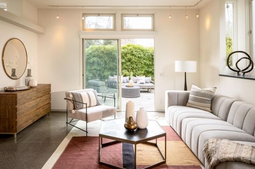 334 Hawthorne Ave, Palo Alto, CA 94301-1123