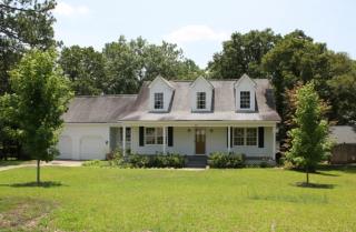 622 Dowless Dr, Fayetteville, NC 28311-0346