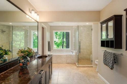 1150 Churchill Downs Rd, Atlanta GA  30319-1024 exterior