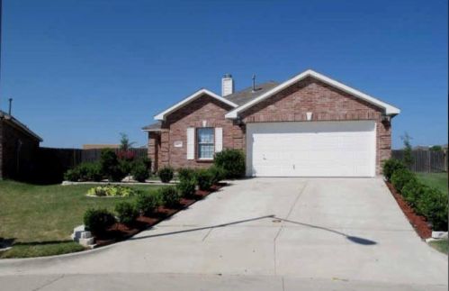 4677 Cool Ridge Ct, Fort Worth, TX 76133-3831